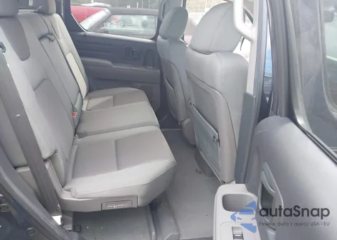 2009 Honda Ridgeline Rts from USA, damaged, VIN 5FPYK164X9B108774